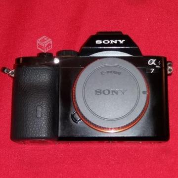 Camara Sony ILCE-7 + Lente SEL55210