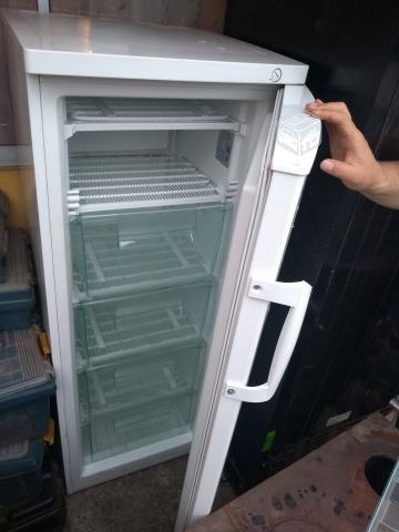 Congelador y lavadora semi nueva poco uso
