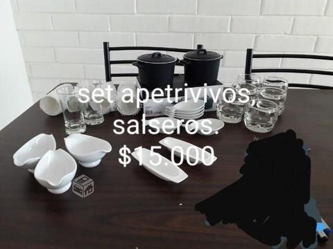 Set completo de aperitivos en porcelana y vidrio