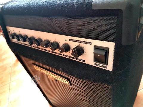 Amplificador De Bajo Behringer Ultrabass Bx1200