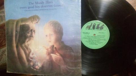 Vinilo LP Moody Blues Every Good Boy Deserves Favo