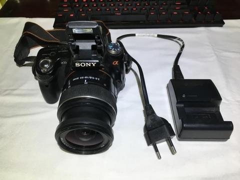 Camara Reflex Sony Alpha A33 + Lente Sony 18-55mm