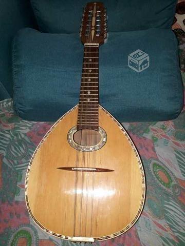 Magnífica mandolina grande de 12 cuerdas