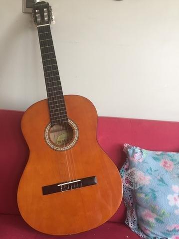 Guitarra como nueva