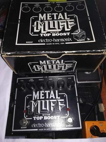 Metal muff