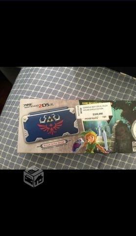 NEW 2DS XL hylian shield edition