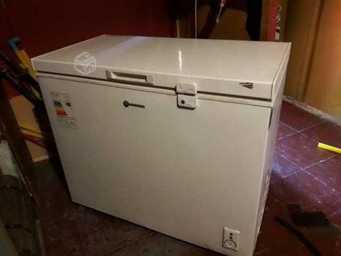 Congelador mademsa 200 litros