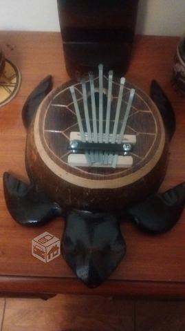 Hermosa Kalimba con diseño de tortuga