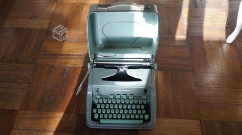 Maquina de Escribir Suiza Hermes 3000 (año 1968)