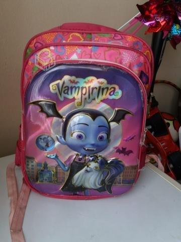 Mochila vampirina con carro