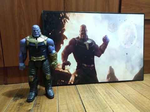 Figura de Thanos + Cuadro Marvel Infinity Wars