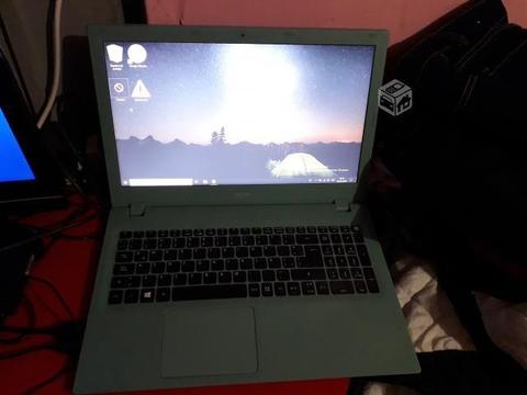 Vendo notebook Windows 10