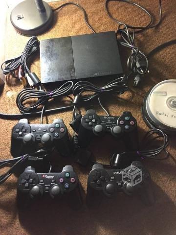 Playstation 2 + 4 controles