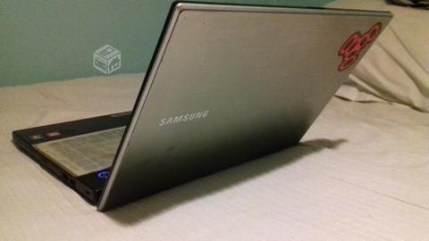Notebook Samsung 8G ram, poco uso