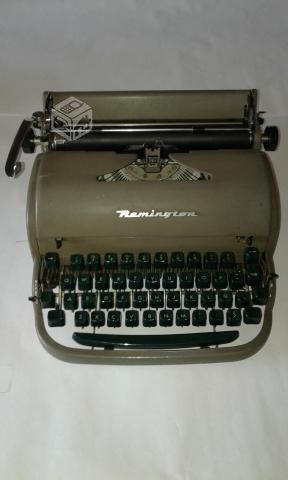 Máquina de Escribir Portátil Marca Remington