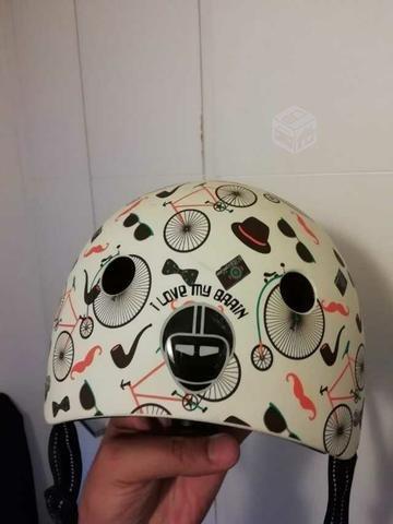 Casco Bicicleta Nutcase