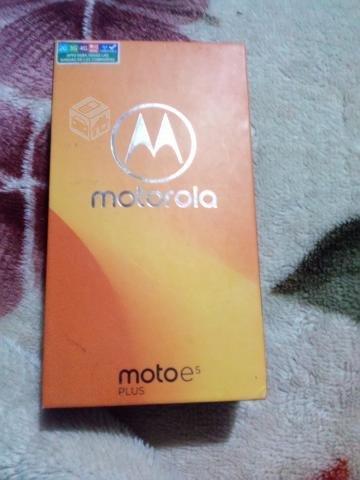 Motorola e5 plus