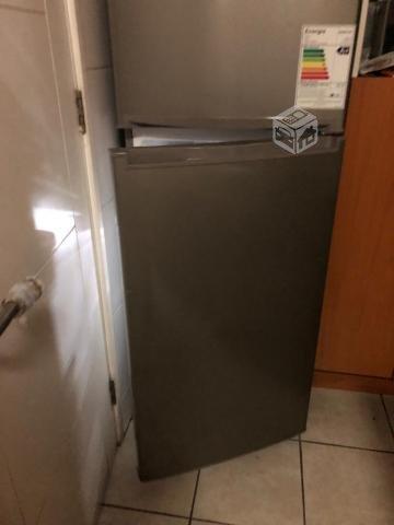 Refrigerador Samsung Modelo RT32