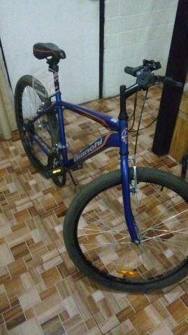 bicicleta Bianchi aro 26 color azul