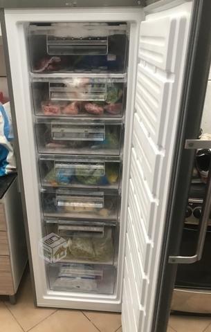 Congeladora 7 gavetas