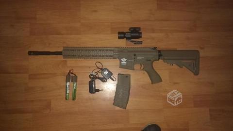 Replica airsoft m4