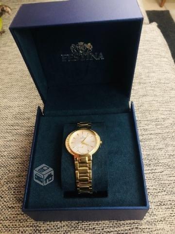 Reloj Festina original F16910/1 dorado nuevo