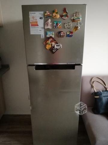 Refrigerador 260 litros SAMSUNG RT25FARADSP