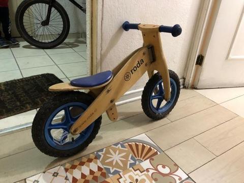 Bicicleta Roda Azul