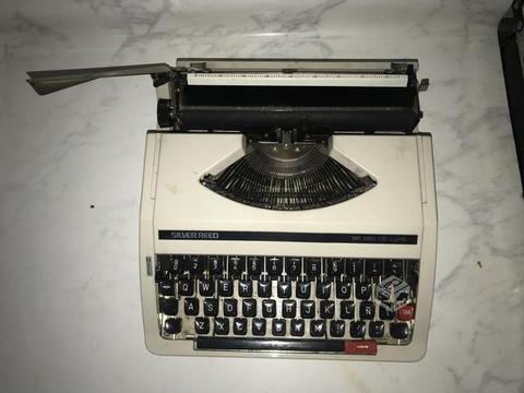 Máquina de escribir silver reed sr 280 de luxe