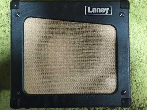 Amplificador a Tubos Laney CUB 10