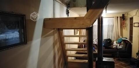 Escalera de madera