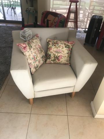 Mueble y sillón