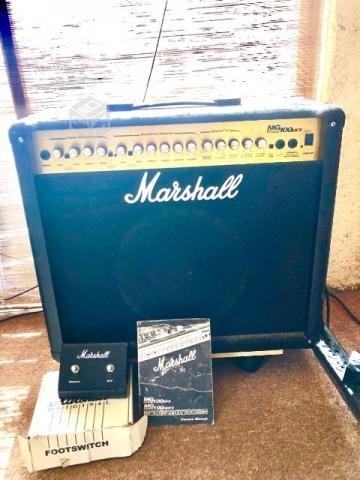 Amplificador Marshall modelo DFX 100