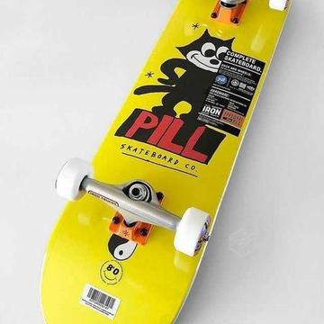 Tabla Skate Completa Pill Lucky Cat 8.0