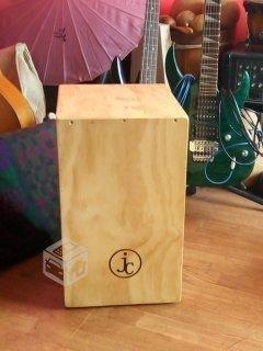 Cajon peruano