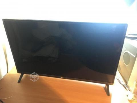 LED Smart TV LG 32' para repuesto o reparación