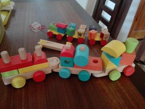 Set de trenes de madera
