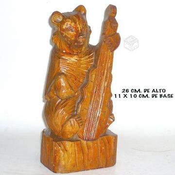 Oso músico tallado en madera dura una pieza,26 cm