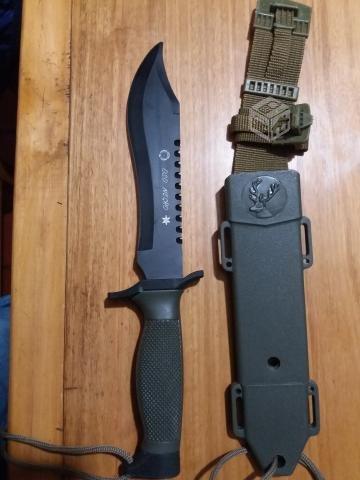 Puñal oso negro militar