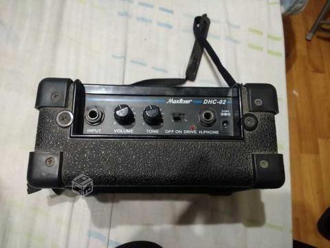 Mini amplificador Maxtone DHC-02