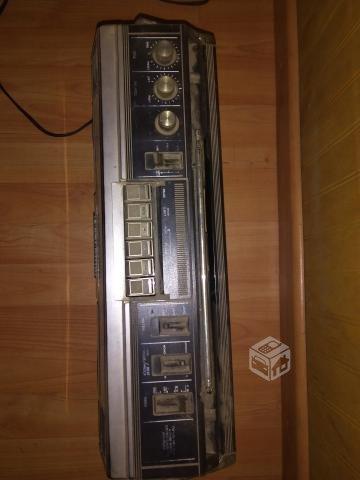 Hermosa radio funcionando