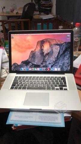 MacBook Pro 15 impecable y con disco sólido