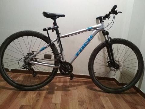 Bicicleta MTB Trek