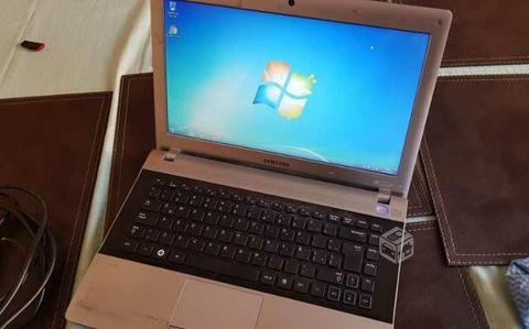 2 Notebooks Acer + Samsung