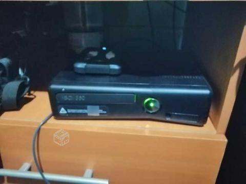 Xbox 360 + kinect + 2 mandos + disco duro de 2 ter