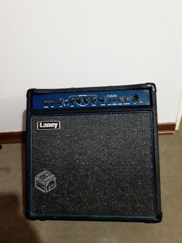 Amplificador de bajo 65w