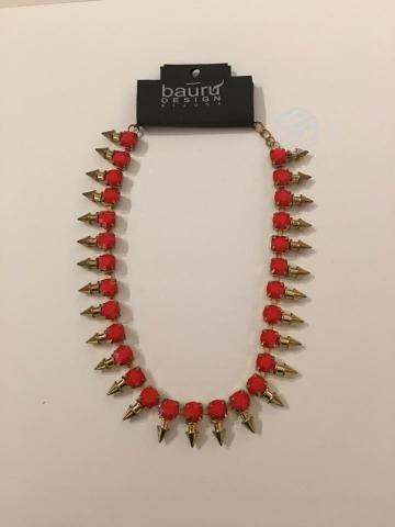 Collar rojo Marca Barú