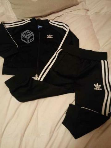 Conjunto buzo adidas original 9a12 meses