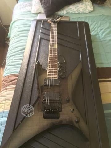 Guitarra Jackson Warrior WRMG Transparent Black