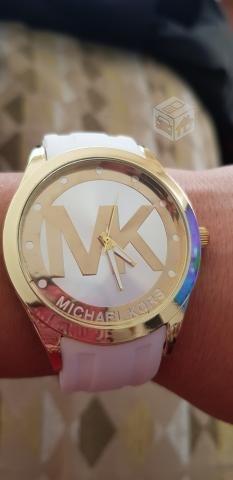 Reloj mk de moda color blanco